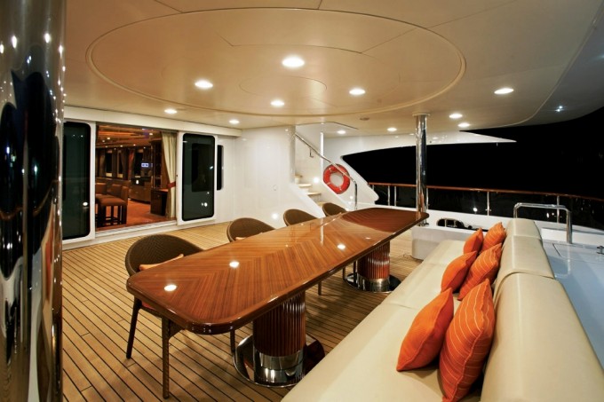 DIANE -  Aft Deck Dining